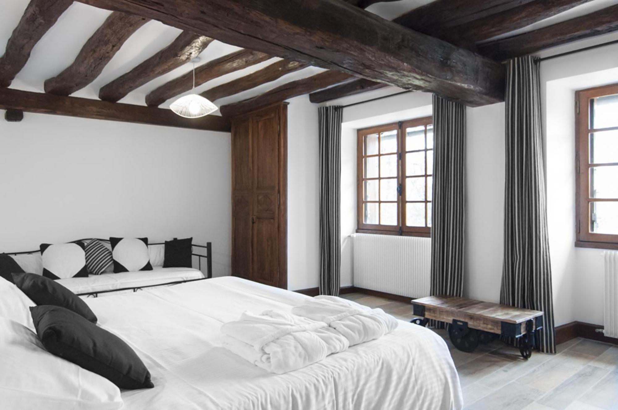 Bed and Breakfast Jardin des Sens, la Rente d'Eguilly Exterior foto